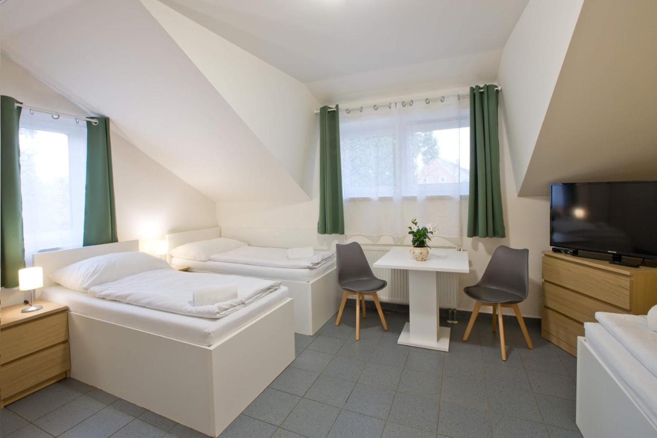 Sindlovska Krcma Hotell Ceske Budejovice Exteriör bild