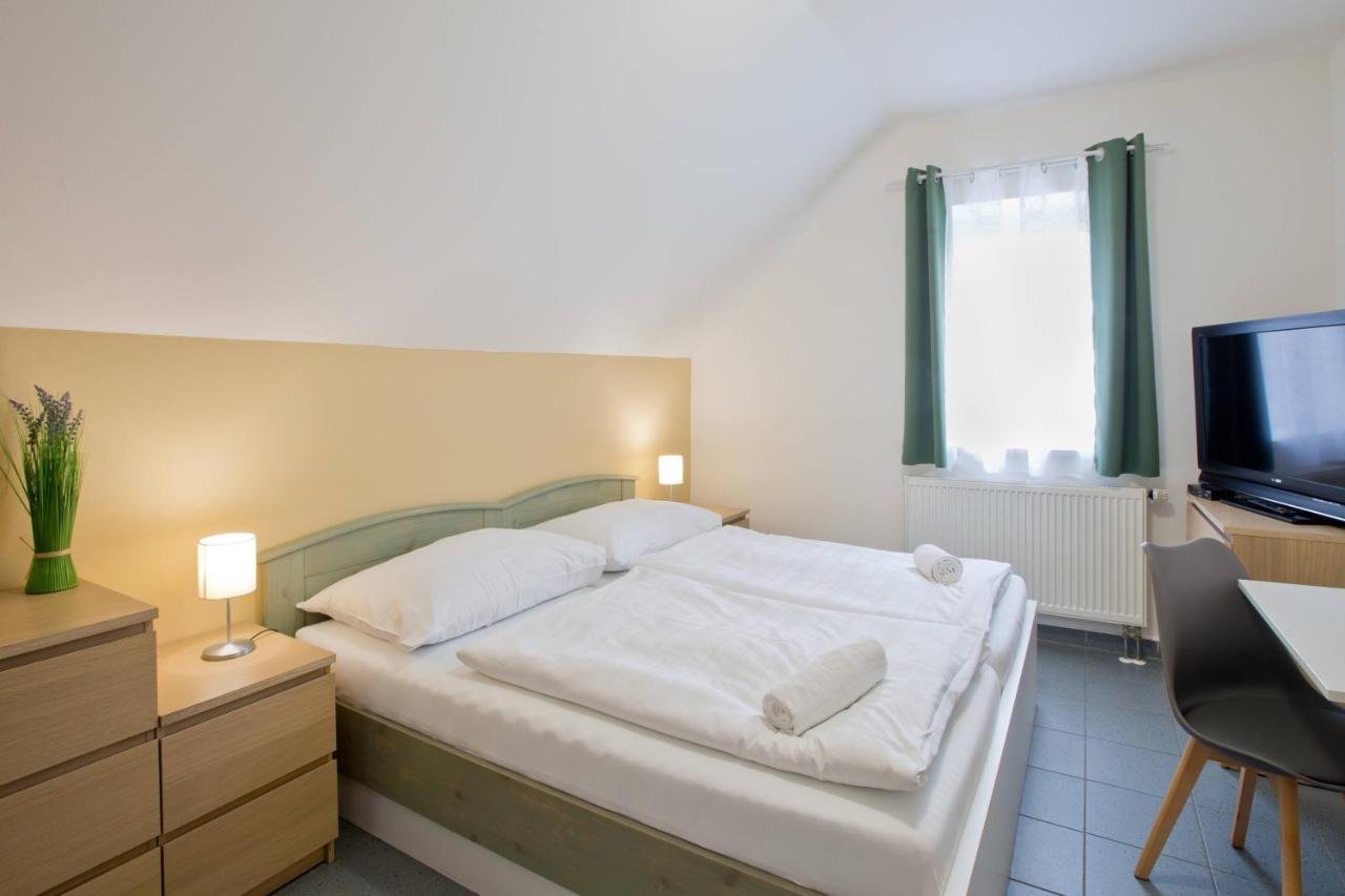 Sindlovska Krcma Hotell Ceske Budejovice Exteriör bild