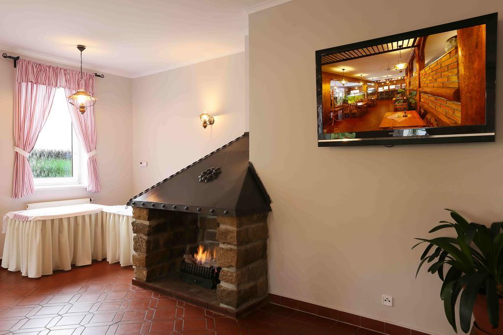 Sindlovska Krcma Hotell Ceske Budejovice Exteriör bild